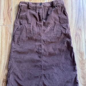 *SOLD* Aritzia Sunday Best Corduroy Mid Skirt
